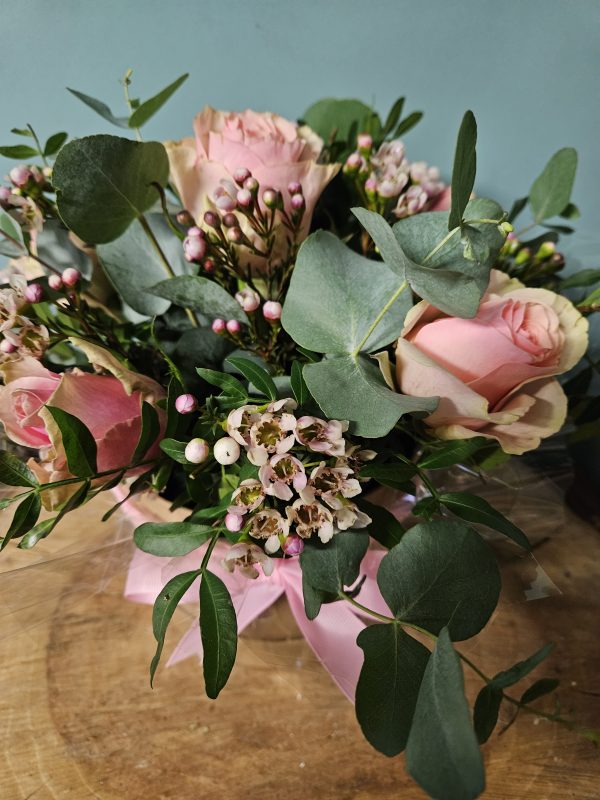 Six Pink Rose Hatbox