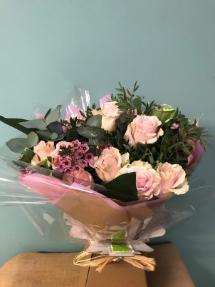 12 Luxury Blush Rose Bouquet