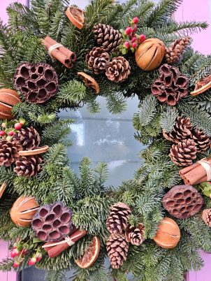 Traditional Festive Door Wreath Luxury Size