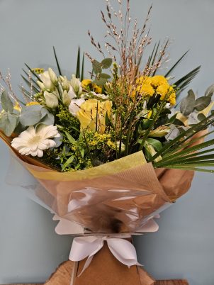 Golden Wedding Anniversary Bouquet